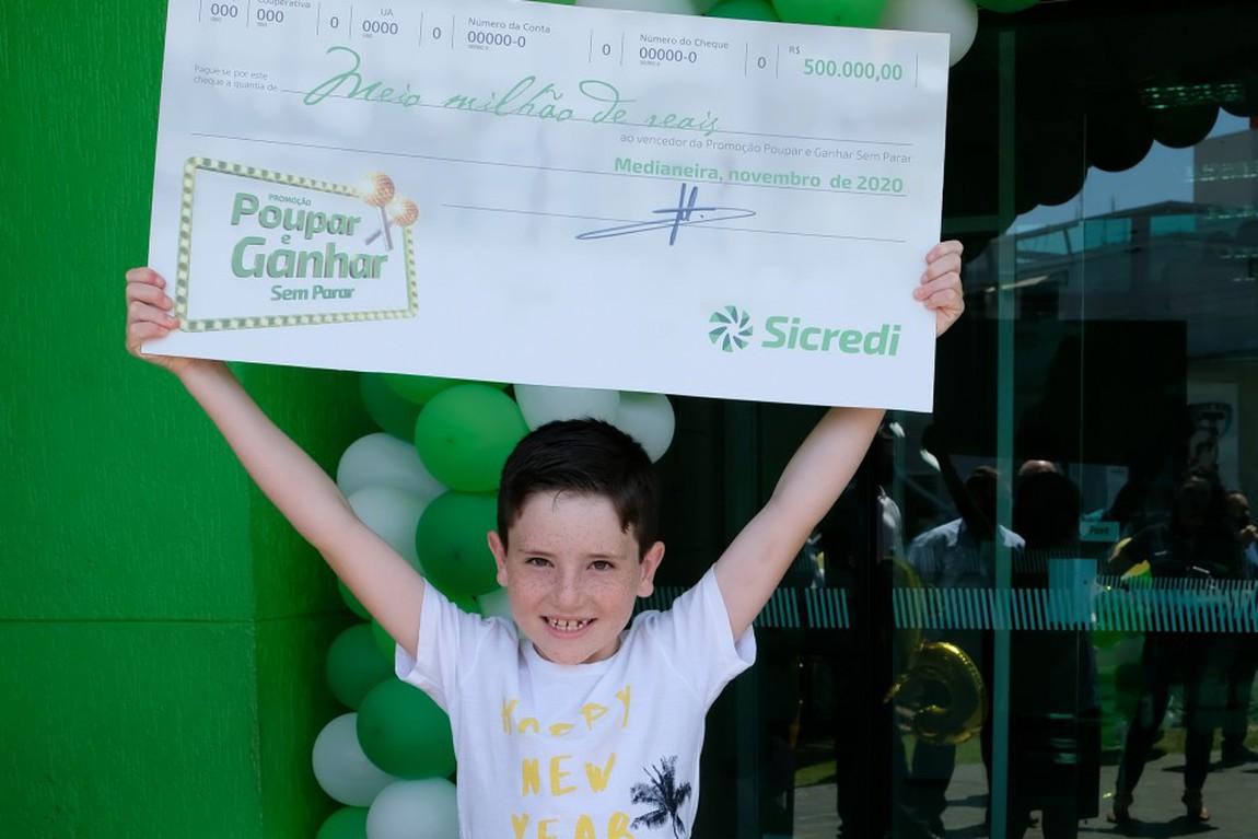 Outubro é o mês da poupança: Sicredi realiza sorteio especial de R$ 500 mil