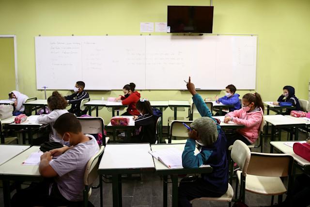 244 mil alunos de 6 a 14 anos estão fora das escolas no país, diz estudo
