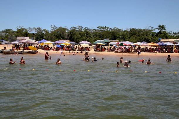 Praias das costas Norte e Oeste mantêm águas com condições boas para banho