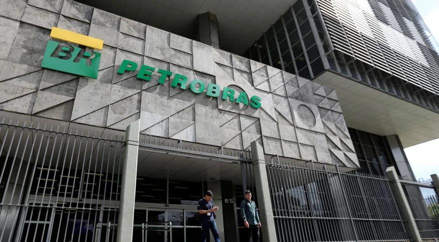 Petrobras eleva preço da gasolina em 18% e do diesel, em 25%