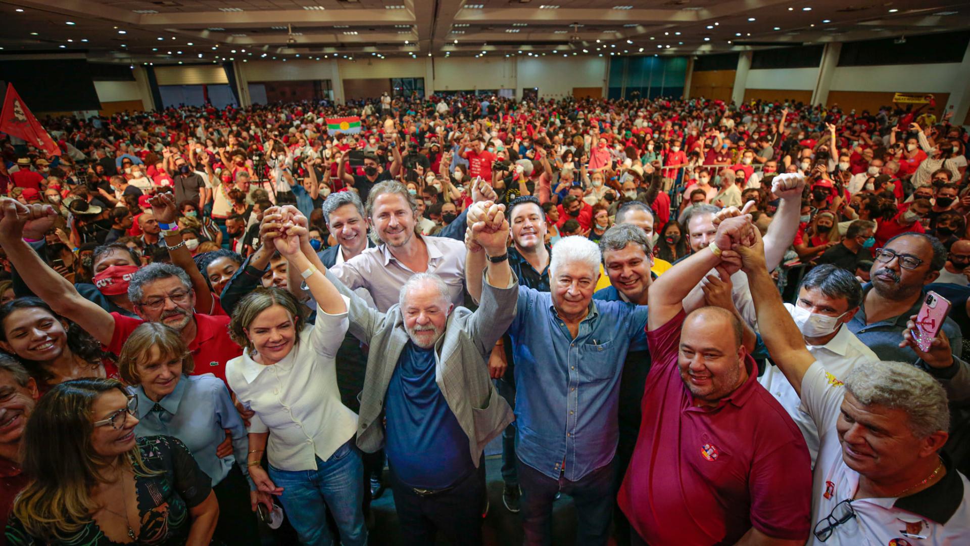 Eleições: candidatura de Requião ao governo do estado será oficializada neste sábado