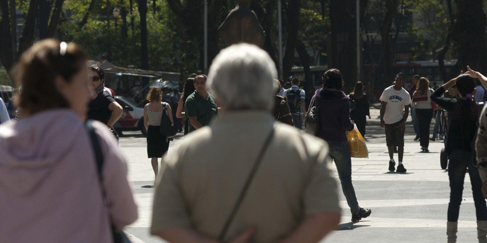 População do Paraná cresce, mas número de pessoas com menos de 30 anos encolhe