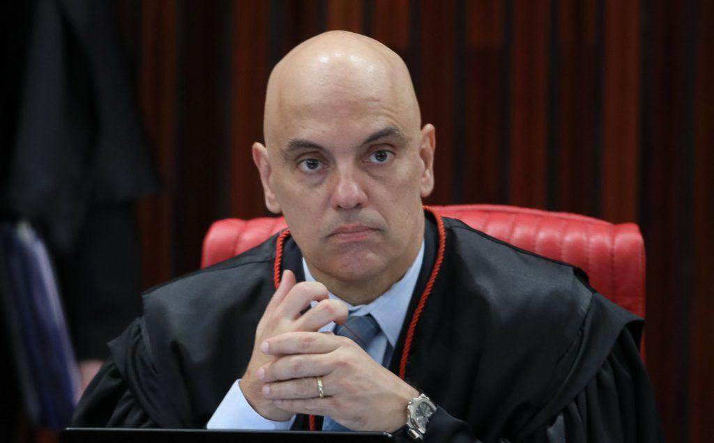 Não é responsabilidade do TSE fiscalizar rádios, diz Moraes