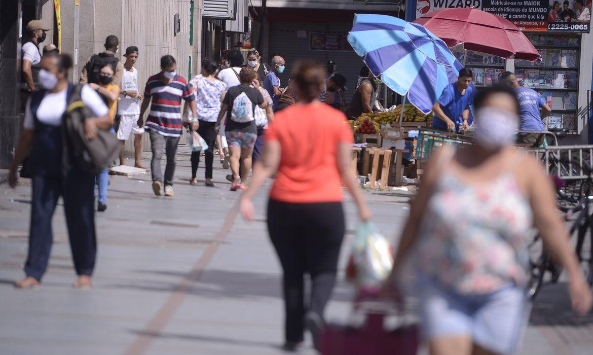 População mundial atingirá 8 bilhões de pessoas em novembro deste ano, alerta ONU