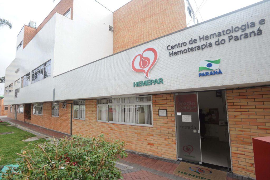 Com estoques baixos, Hemepar pede doações de sangue com urgência no Paraná