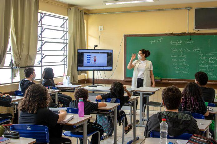 Educação abre inscrições do concurso público para professores da rede estadual