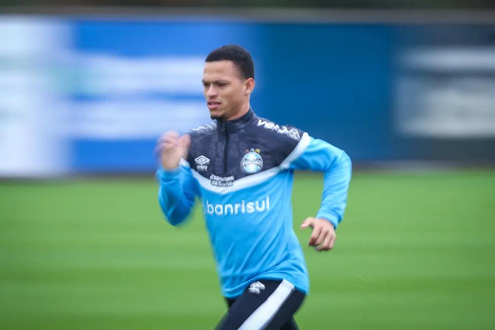 Darlan tem negociação com clube turco e deve deixar o Grêmio na janela