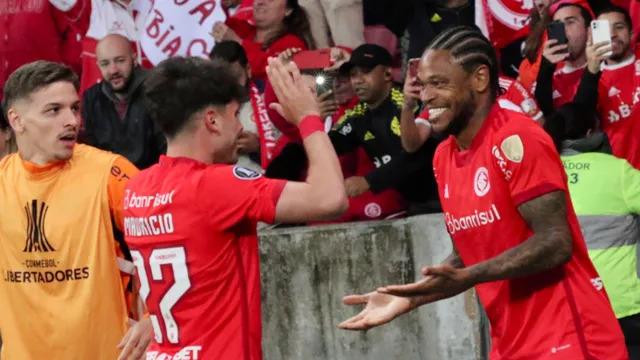 Inter decide no primeiro tempo, bate o Independiente Medellín e se classifica às oitavas da Libertadores