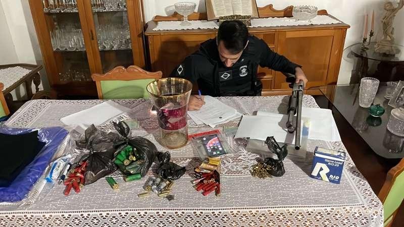 Polícia Federal deflagra operação para combater o tráfico de agrotóxicos