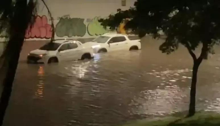 Uma pessoa morre e quatro ficam desaparecidas após ciclone extratropical atingir RS