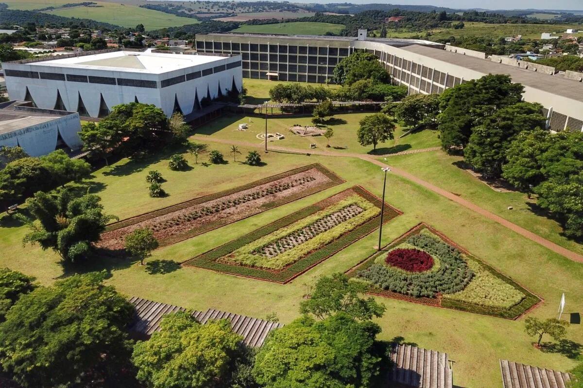 Com muitas novidades, Unioeste abre inscrições para vestibular com 1.260 vagas