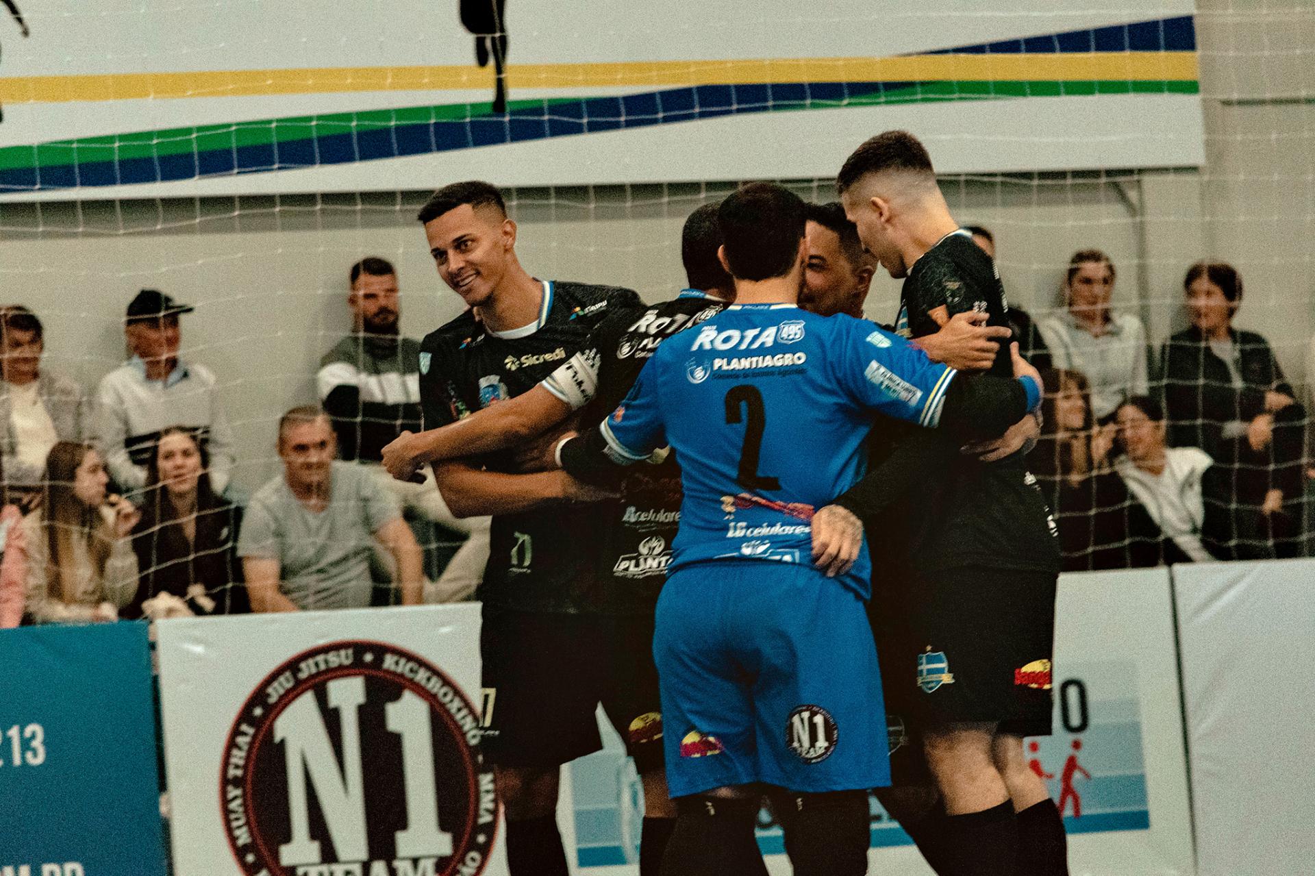 Santa Helena Futsal faz, nesta quarta-feira, o último jogo antes do mata-mata na Copa União