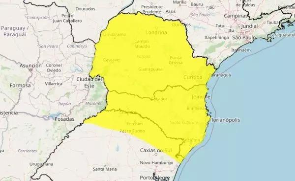 Alerta de tempestade avança para todo o Paraná e SC nesta terça (24) e quarta (25)