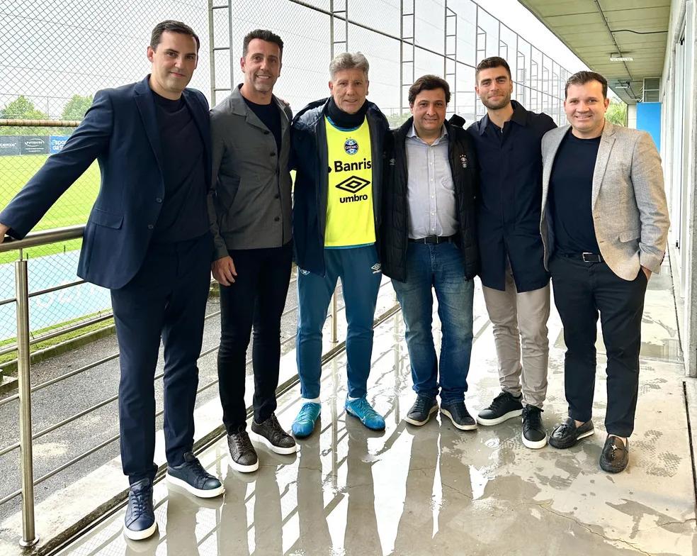 Grêmio recebe visita de representantes do Arsenal; Pedro Henrique volta a ser opção no Internacional