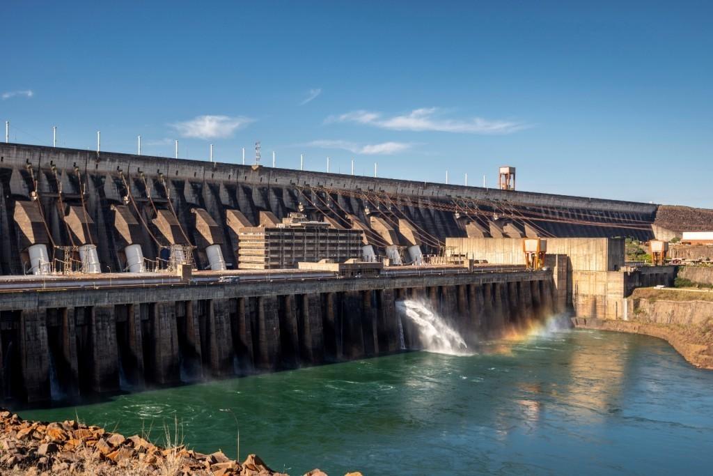 Itaipu Binacional abre processo seletivo externo para 31 cargos