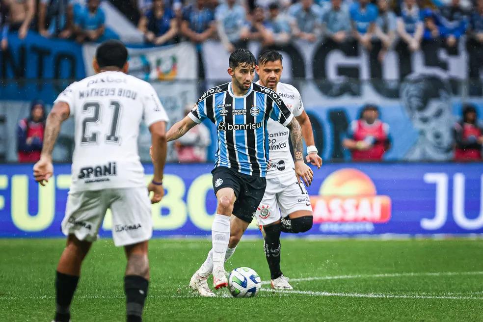 Grêmio e Inter decepcionam e são derrotados no Brasileirão