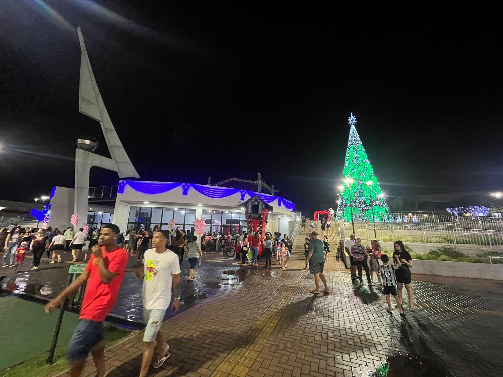 Mau tempo cancela show de Carlos Magrão e abertura do Natal Iluminado de SH