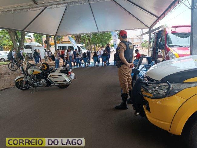 Policiais rodoviários de Santa Helena participam do evento Paraná em Ação