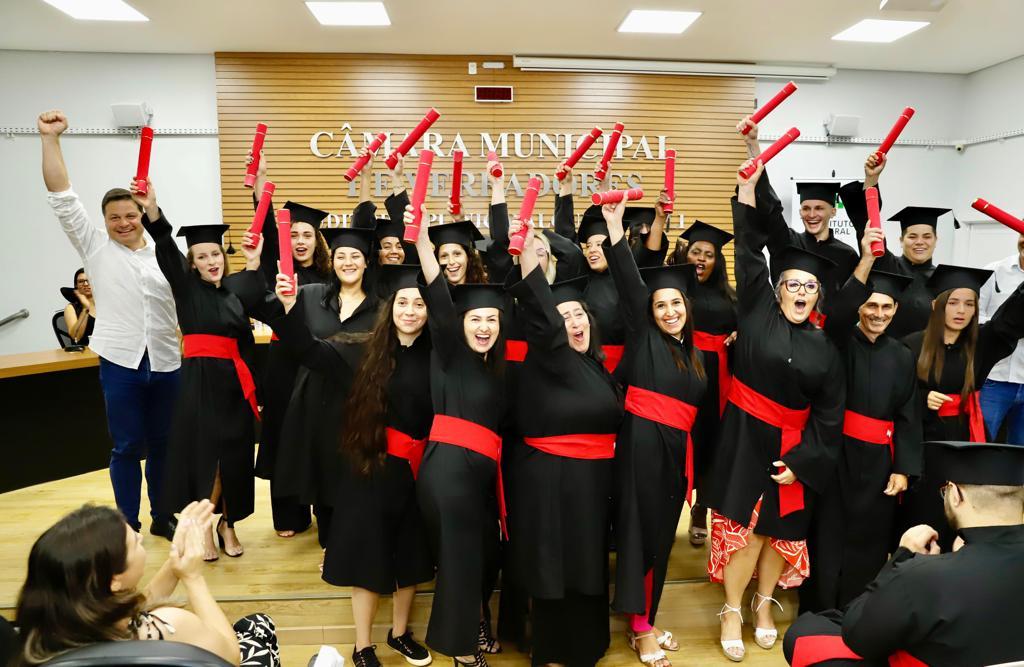 Formatura celebra conclusão de cursos em Santa Helena através do IFPR -  Costa Oeste 93