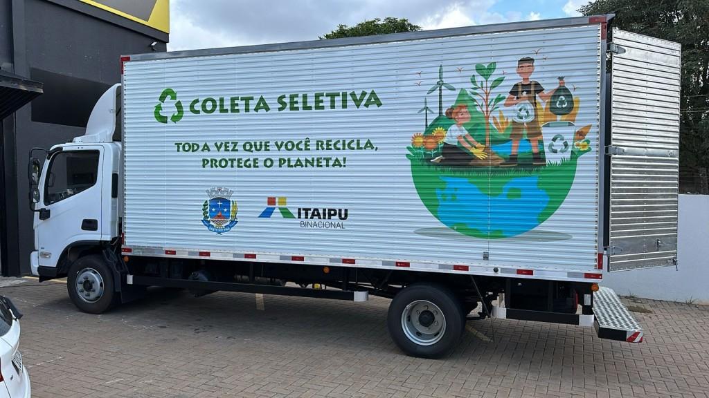 Coleta e Reciclagem de Santa Helena receberá dois novos caminhões