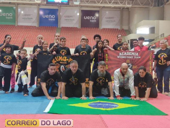 Escola de Kung Fu Wushu Dragão Negro domina pódio em evento internacional