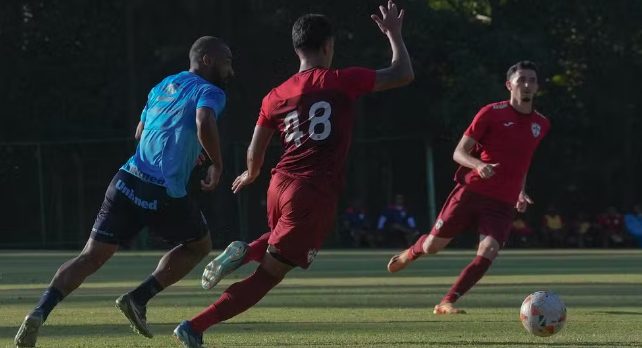 Grêmio vence jogo-treino; Inter percorrerá 15 mil km nos próximos jogos