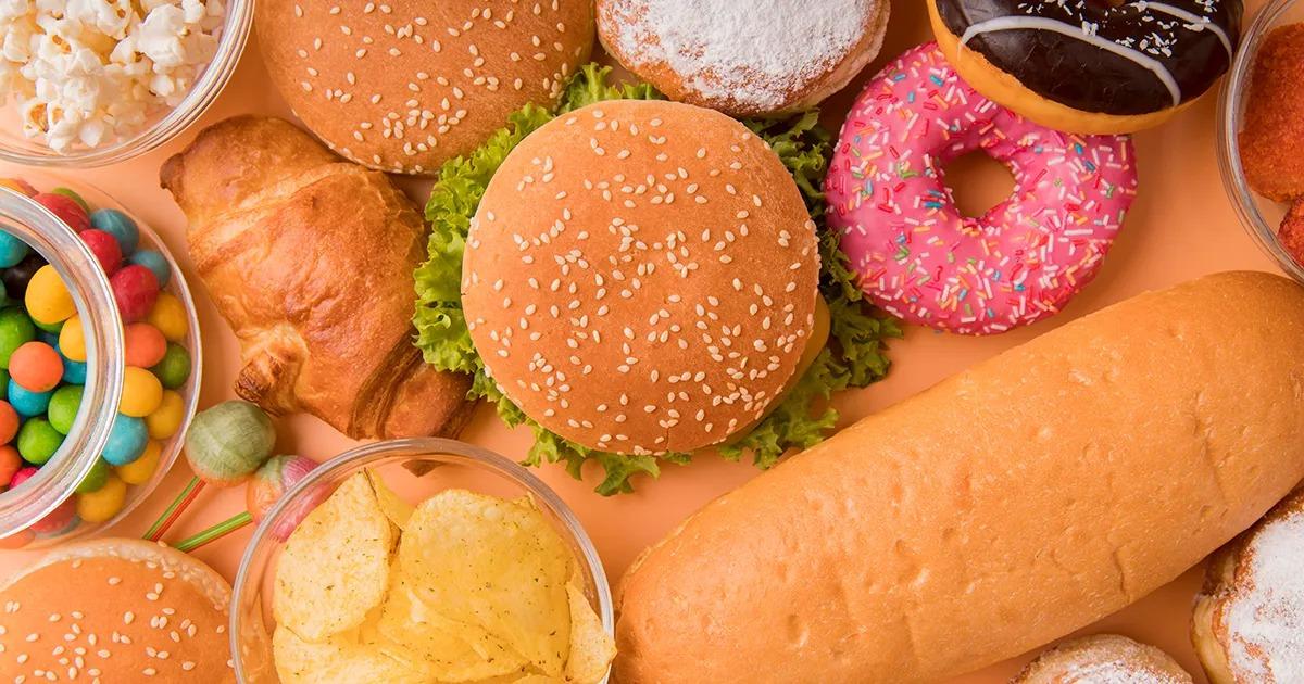 O impacto dos alimentos ultraprocessados no meio ambiente