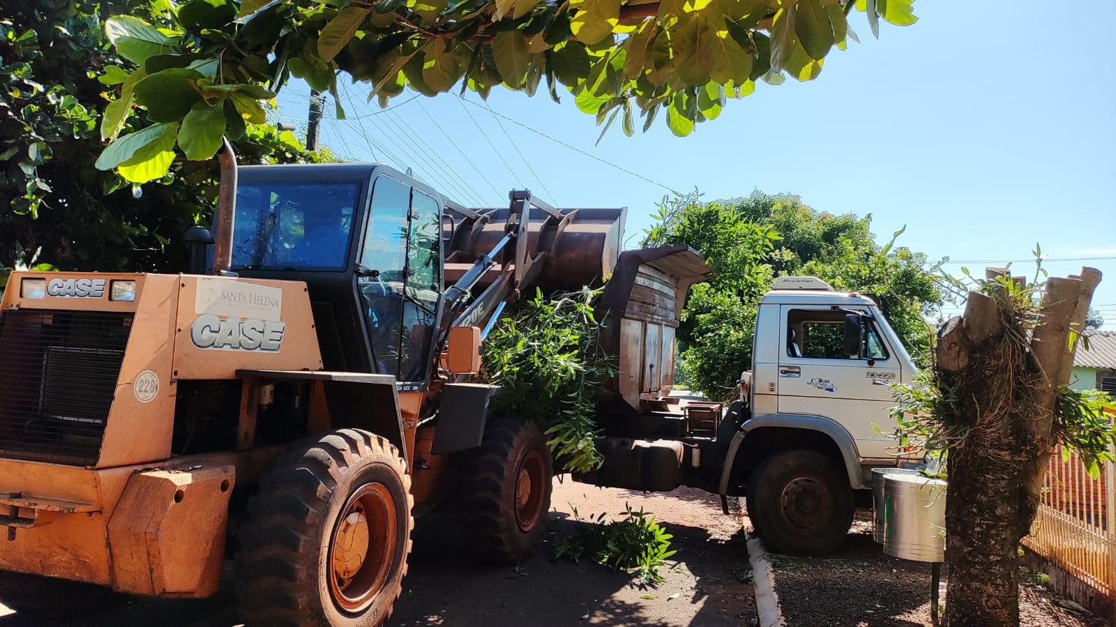 Recolha de galhos e outros materiais precisa de mais apoio da população de SH