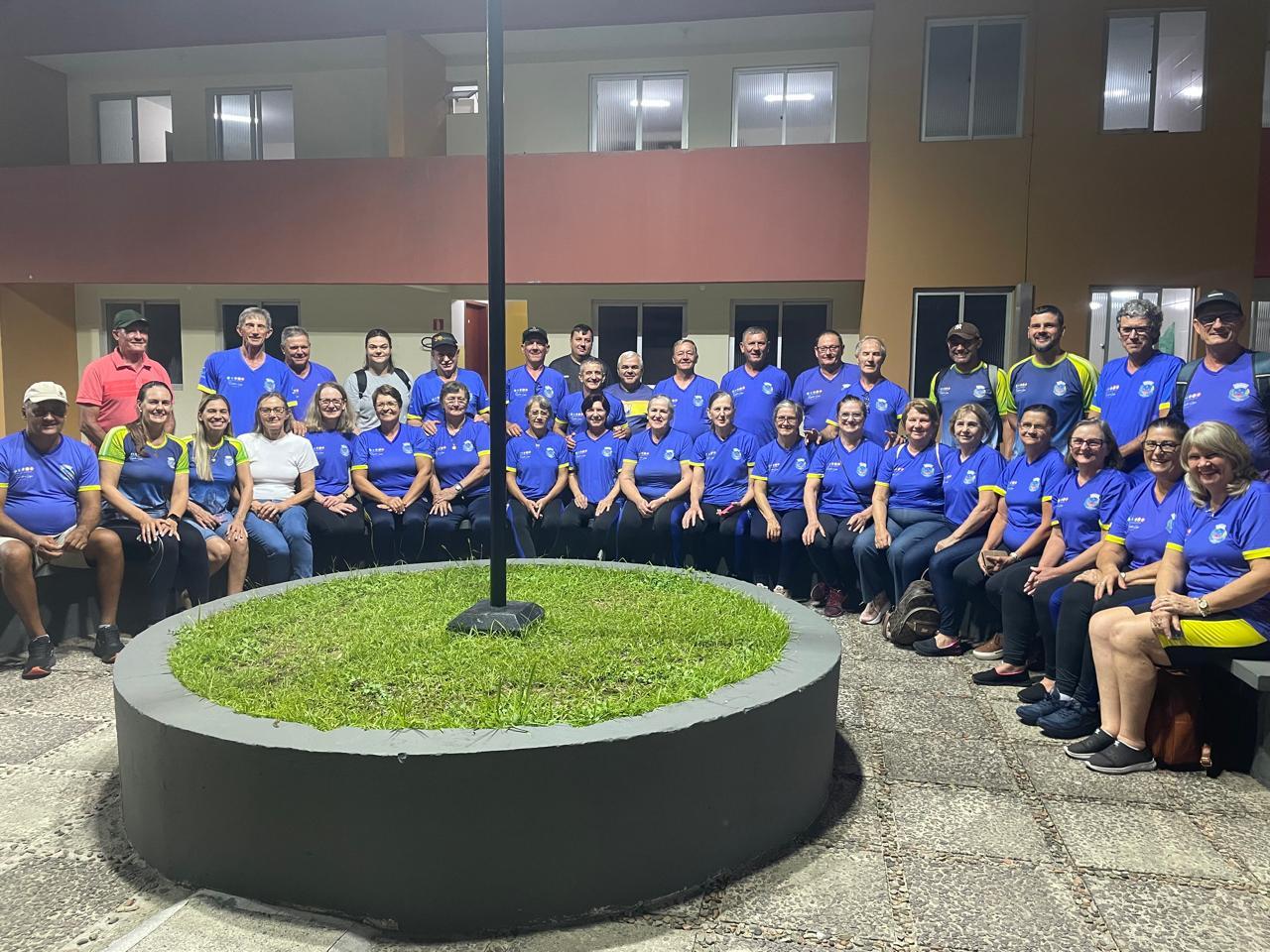 Santa Helena participa dos Jogos da Integração dos Idosos em Pontal do Paraná