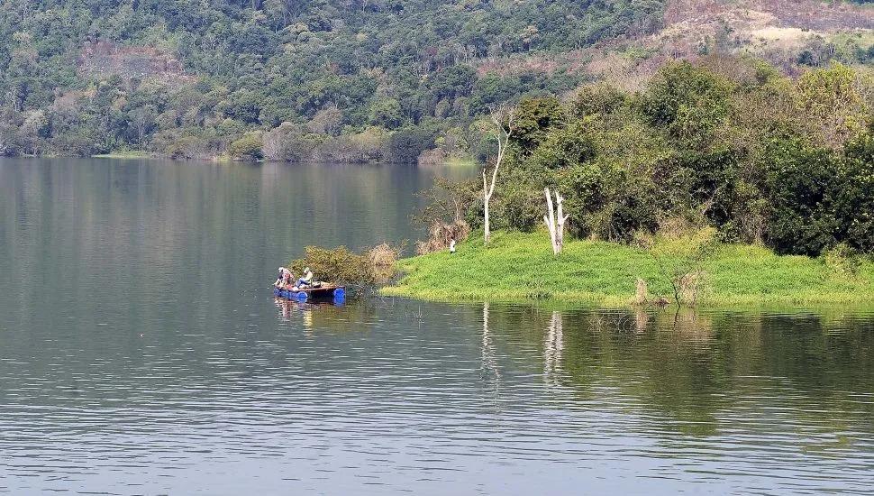 TCE-PR recomenda cobrança de água para produtores rurais