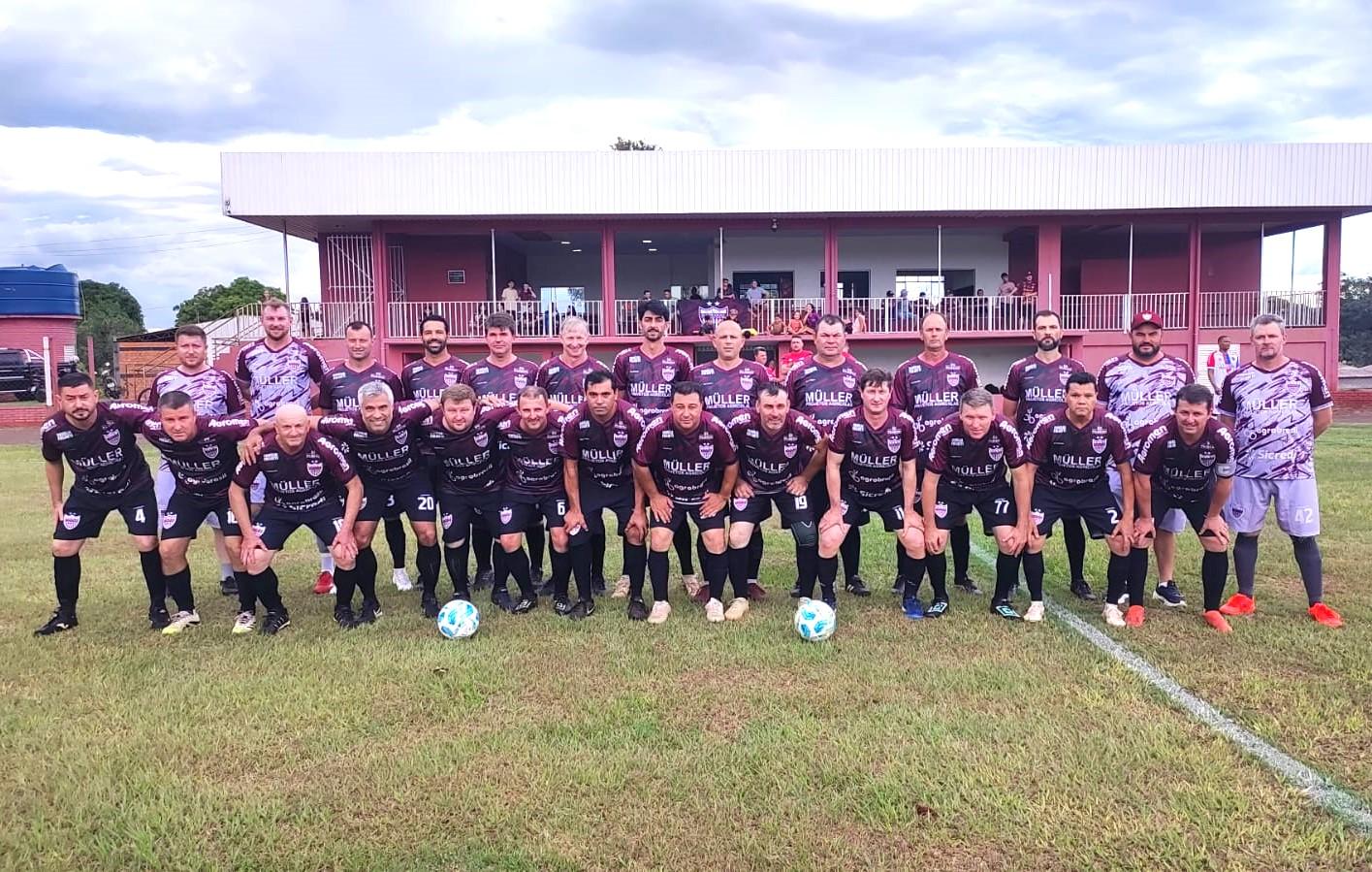 Veterano 40+ abre Campeonato Municipal com jogos movimentados em Santa Helena