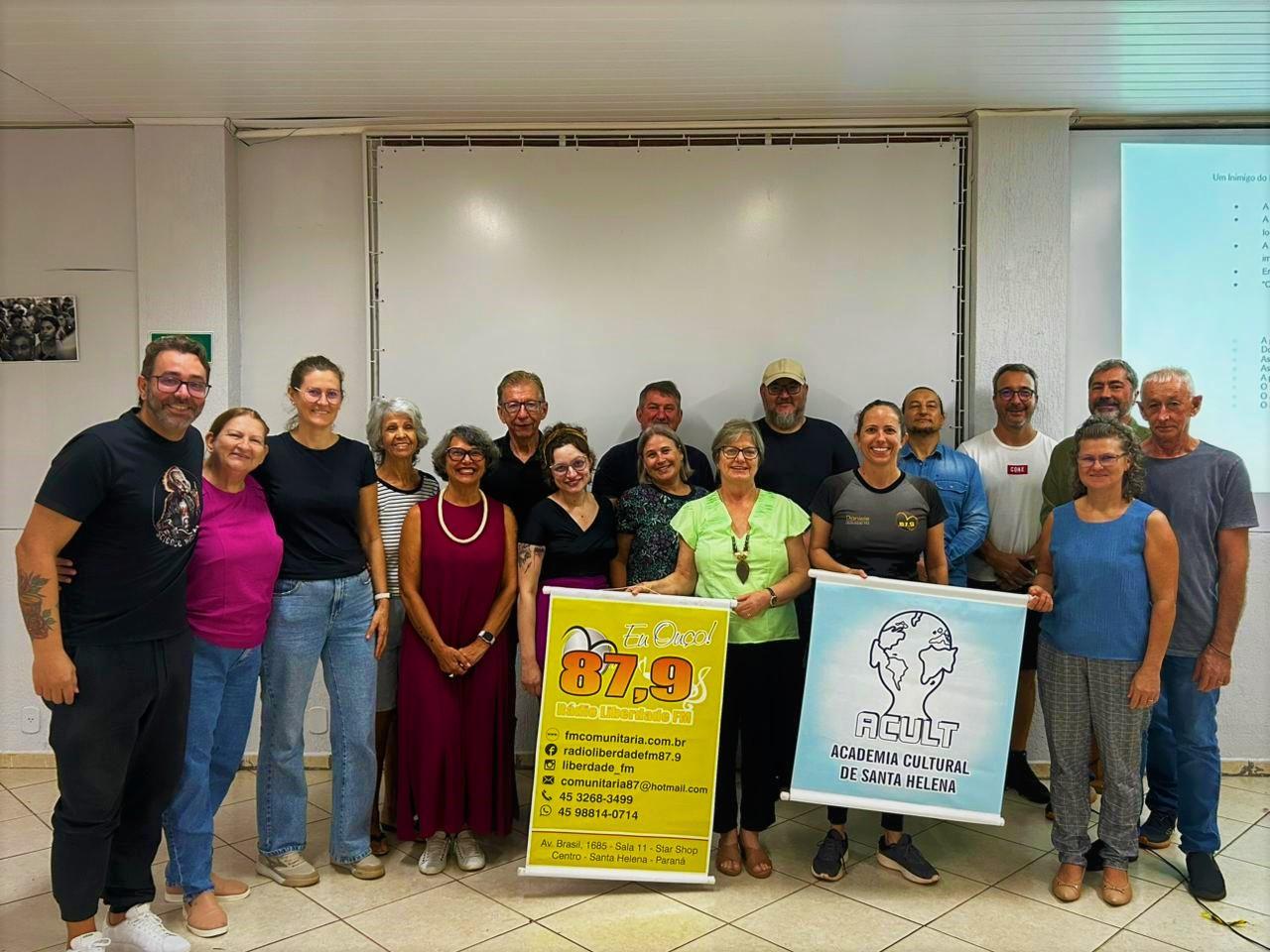 Núcleo de Historiadores promove reflexão sobre cinema e memória coletiva