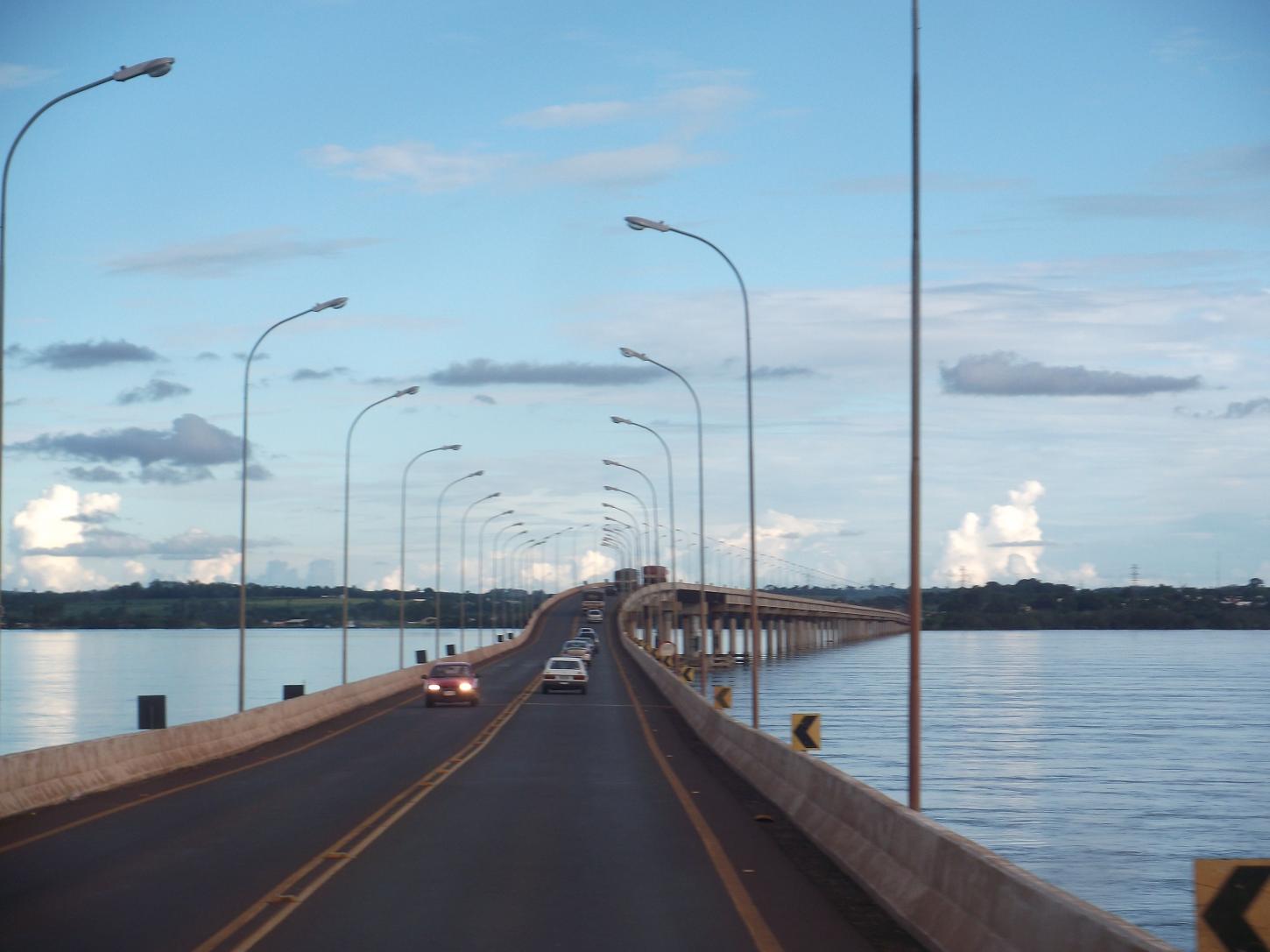 Ponte Ayrton Senna ganha iluminação solar e reforço na segurança; veja o que muda em Guaíra